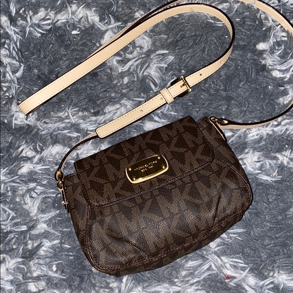 Michael Kors crossbody